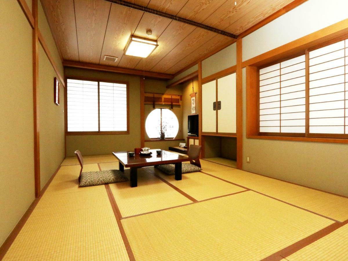 Hanagokoro Banki Takayama  Esterno foto