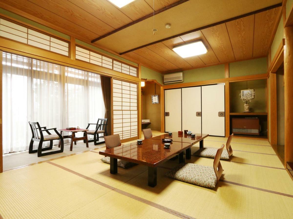 Hanagokoro Banki Takayama  Esterno foto