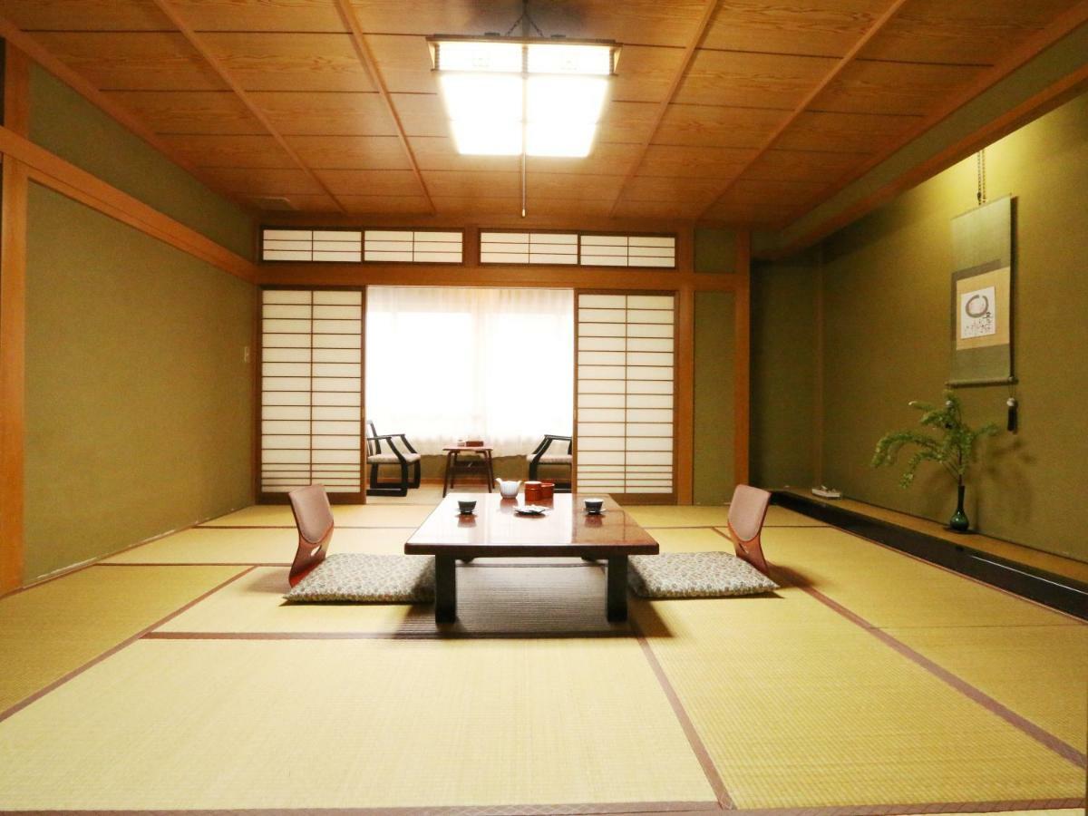 Hanagokoro Banki Takayama  Esterno foto